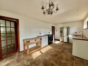 Photo 18- click for photo gallery